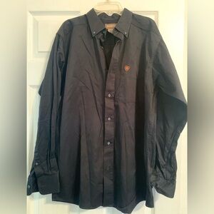 ARIAT Solid Twilight Classic Button Down Long Sleeve Shirt